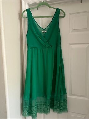 Green V-Neck Chiffon Sheer Dress